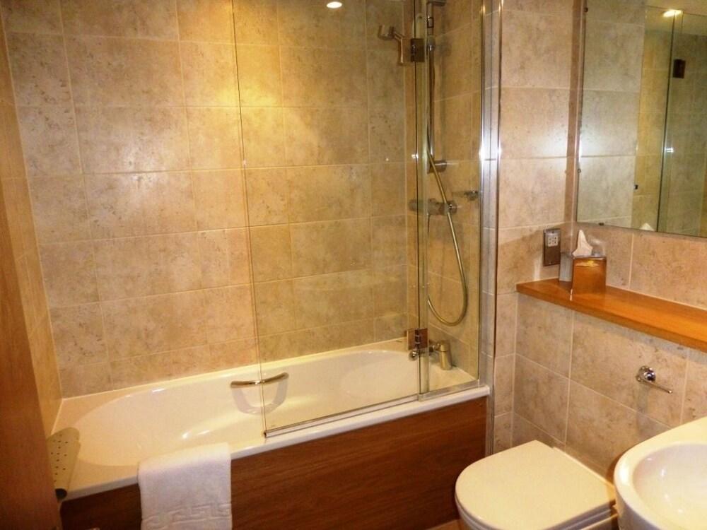 Beales Hotel هاتفيلد المظهر الخارجي الصورة